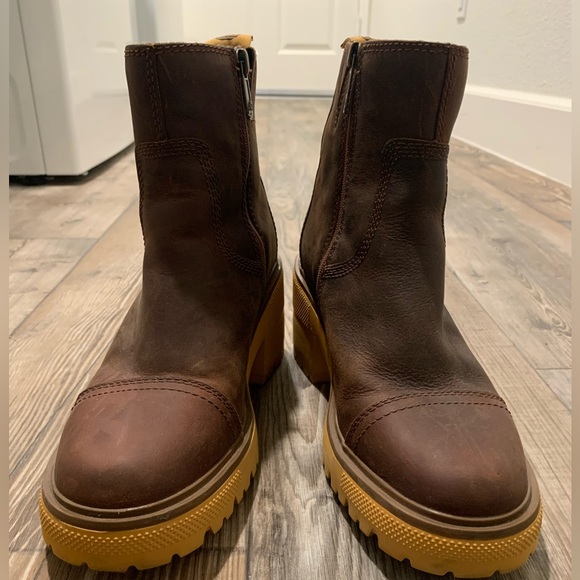 Timberland Blossom Ankle Boots - Picture 2 of 6